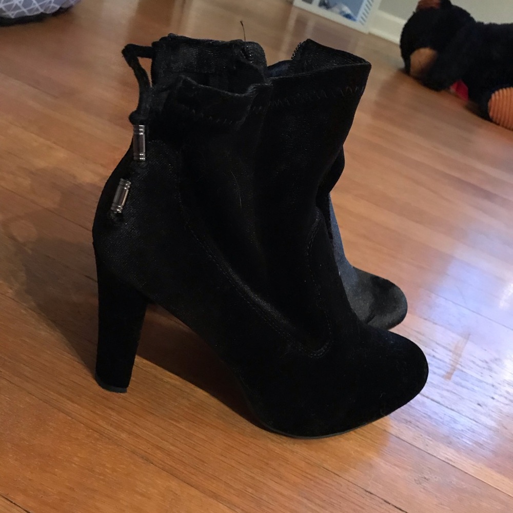 Velvet booties